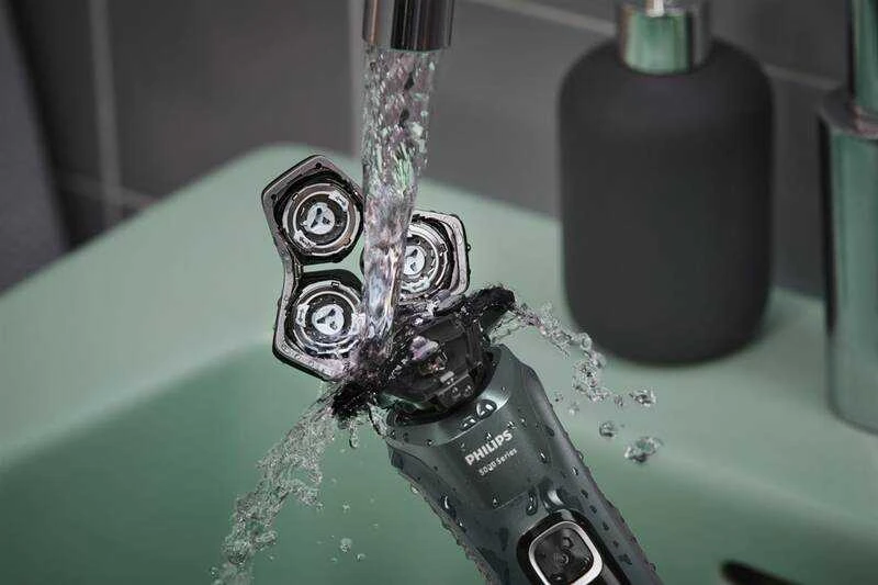 Philips Shaver Series 5000 Drėgnojo ir sausojo skutimo elektrinė barzdaskutė S5884/50
