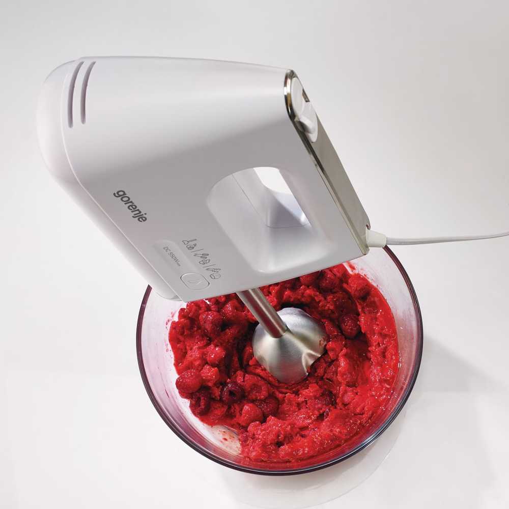 Plakiklis Gorenje | Mixer | M550CSDC | Hand Mixer | 400 W | Greičių skaičius 5 | Turbo mode | Chopper | Baltas