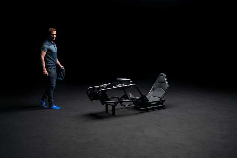 Žaidimų kėdė lenktynėms Playseat Formula Intelligence, Juoda