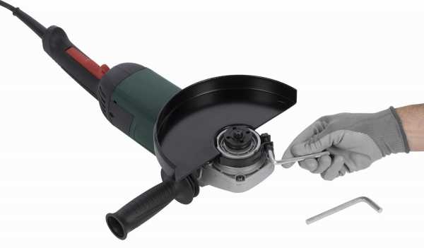 Powerplus Kampinis šlifuoklis POWP1030, 2300W, 230mm, 4m, 6500min-1, 111dB(A), 1 greičio nustatymas