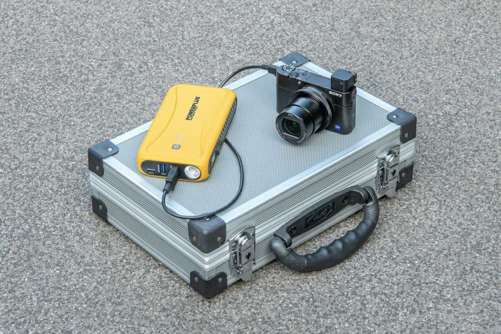 Starteris / Powerbank'as 3-in-1 12V 500A/7500mAh POWX4251 POWERPLUS
