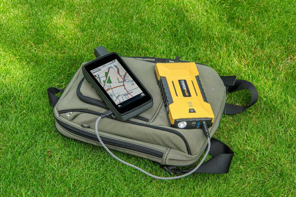 „Powerplus POWX4255“ – JUMP STARTER 3-IN-1 700A/12000MAH/12V