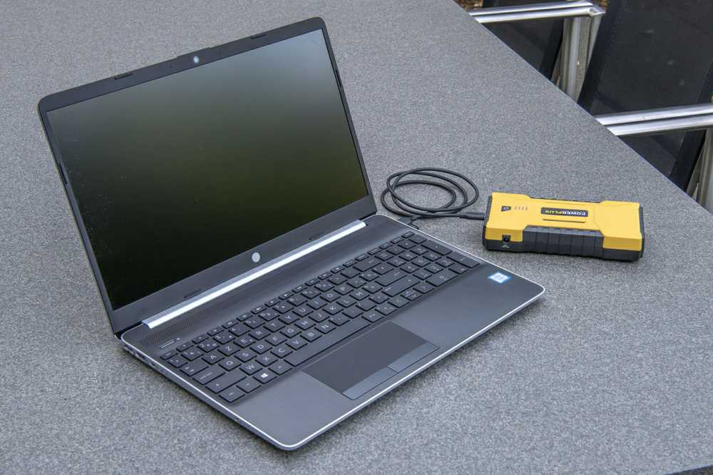 „Powerplus POWX4255“ – JUMP STARTER 3-IN-1 700A/12000MAH/12V