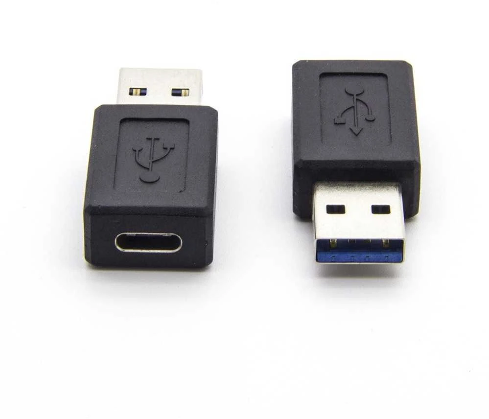 Du juodi USB-C į USB adapteriai