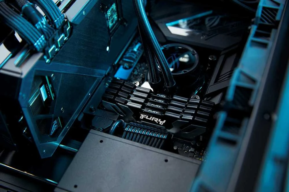 RAM Kingston | KF584CU40RSK2-48 | 48 (2x24) GB | DDR5 | 8400 MHz | PC/serveris | Registered No | ECC No