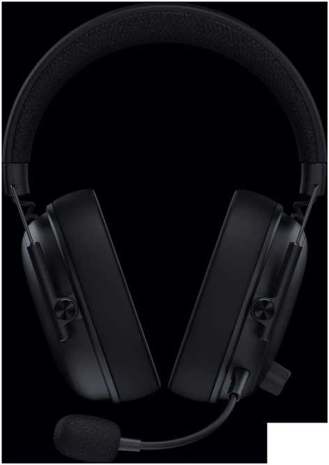 Juodos Razer mikrofoninės ausinės iš priekio