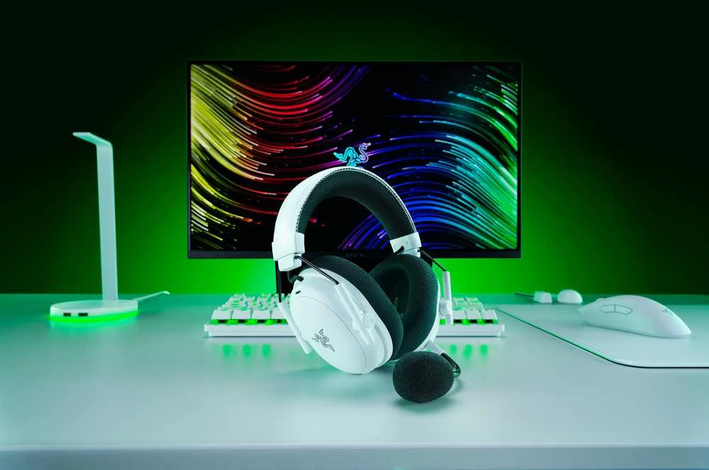 Baltos Razer Blackshark V3 Pro žaidimų ausinės