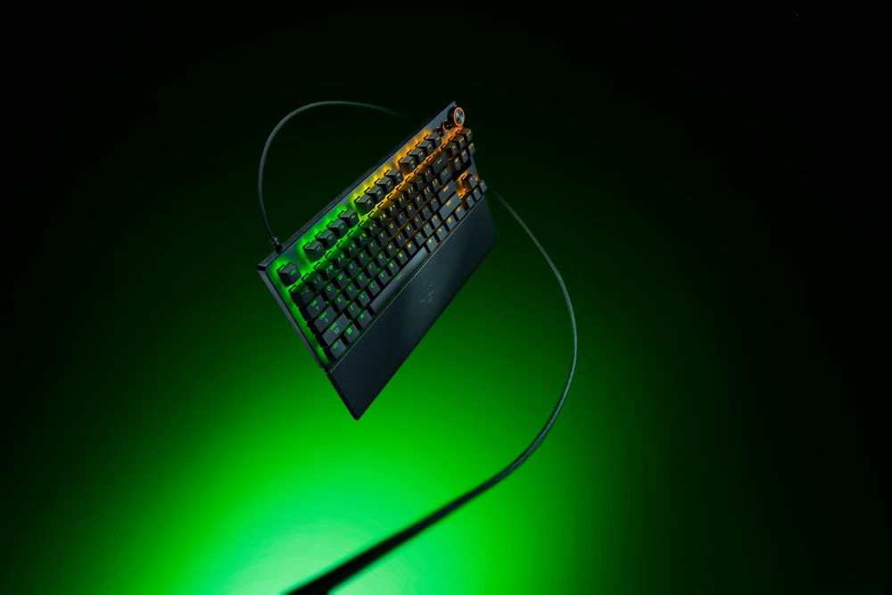 Razer Huntsman V3 Pro Tenkeyless 8KHz | Klaviatūra žaidimams | su laidu | US | Razer Analog Optical Switch Gen-2 | Juodas