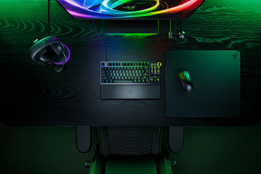 Razer Huntsman V3 Pro Tenkeyless 8KHz | Klaviatūra žaidimams | su laidu | US | Razer Analog Optical Switch Gen-2 | Juodas