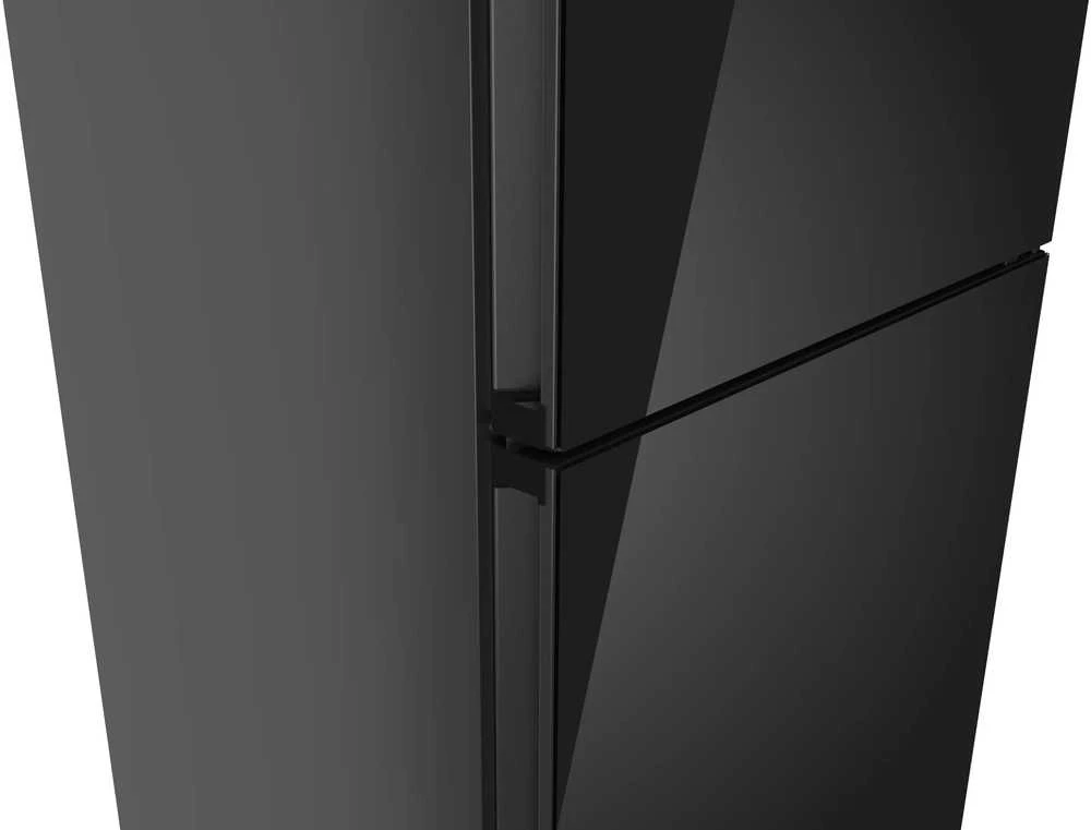 Bosch Serie 6 KGN39LBCF fridge-šaldiklis Freestanding 363 L C Juodas