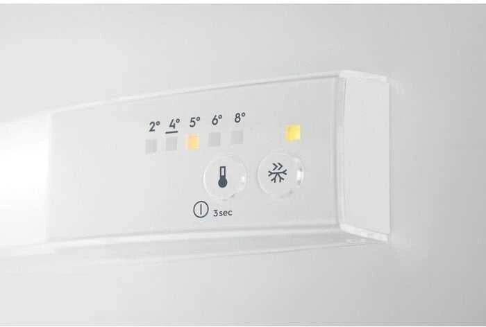 Šaldytuvas Electrolux LXB2AE82S