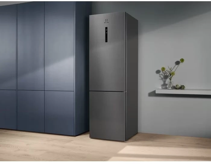 Šaldytuvas Electrolux LNT7ME36X3