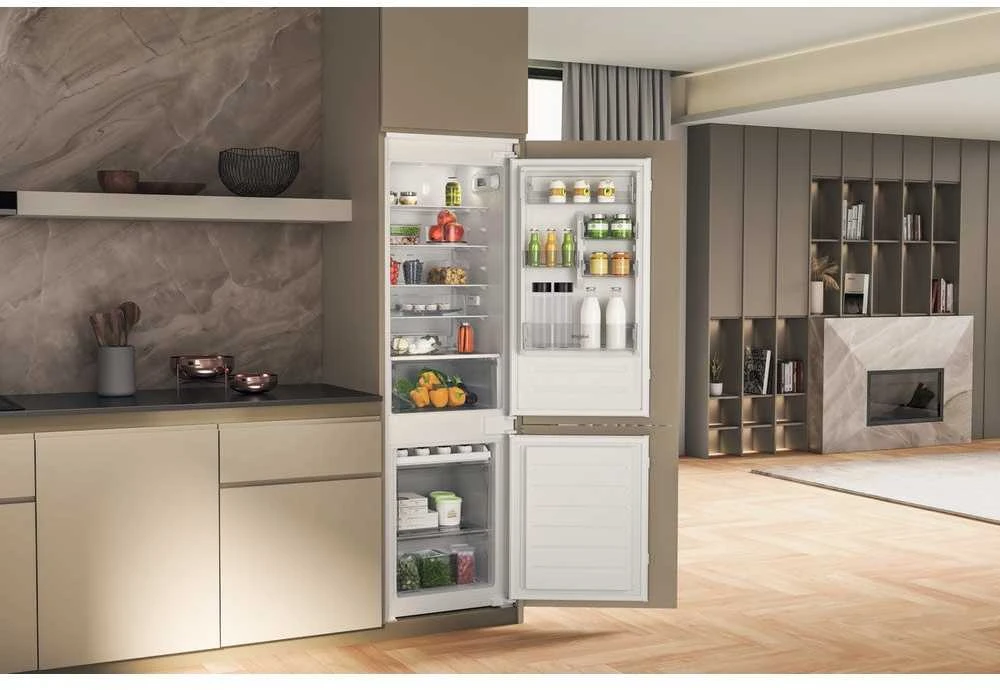 Įmontuojamas šaldytuvas Whirlpool WHC18D051A1