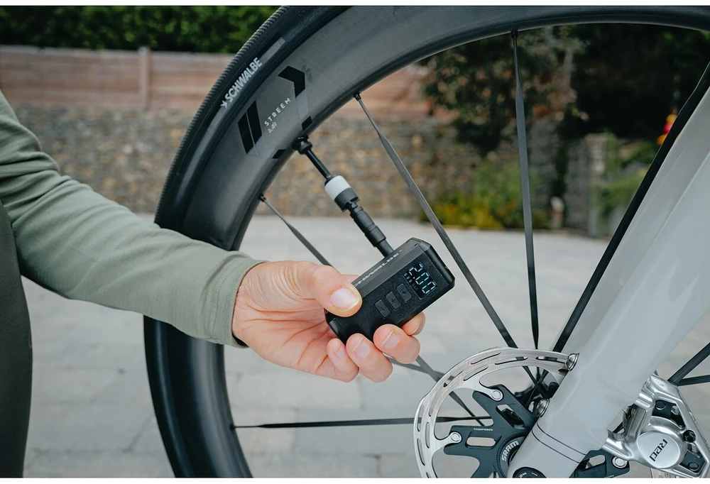 Schwalbe E-micro Pump