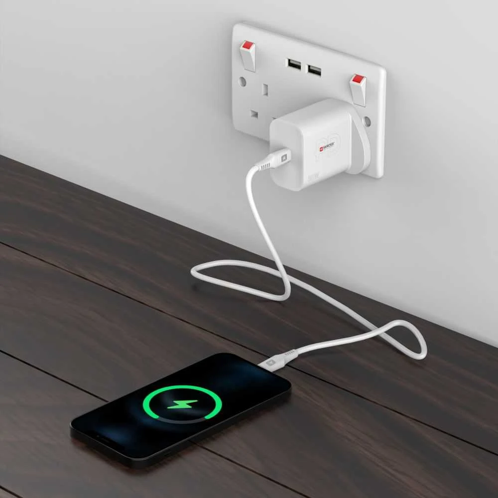Įkroviklis Skross USB įkroviklis Power Charger UK 15 W 5 V (SKCH000530WPDUKCN)