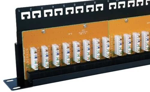 SOLARIX patch panel, CAT6, 24 x RJ45 , UTP, su surišimo juosta, juodas, 1U