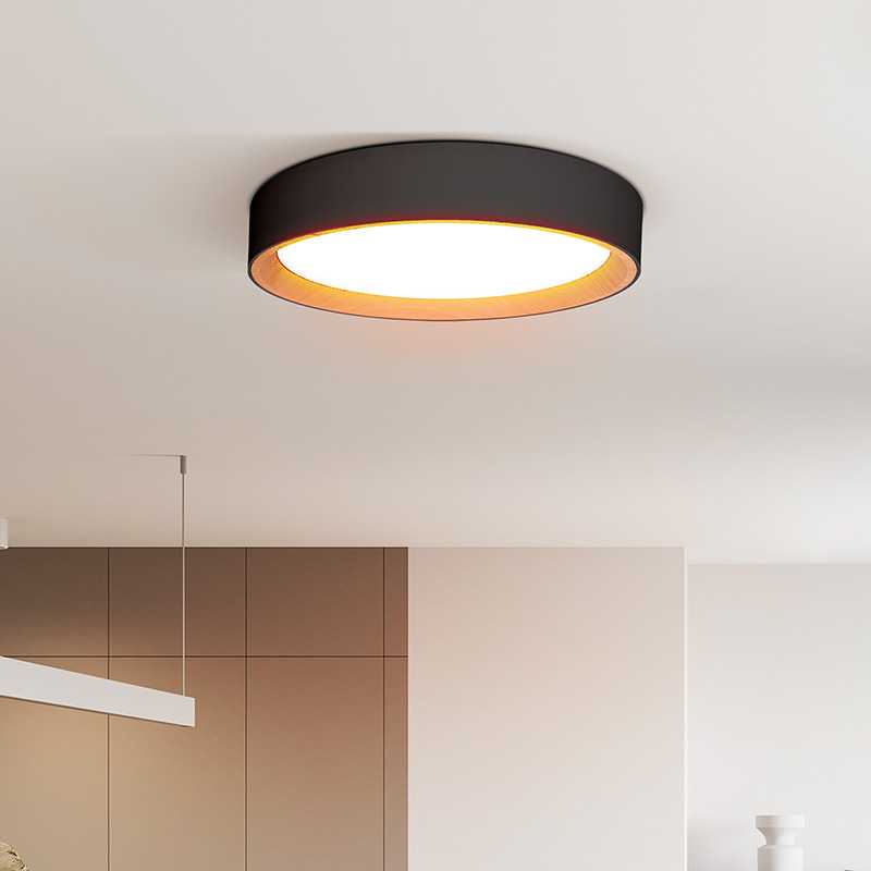 „Solight“ LED šviestuvas su nuotolinio valdymo pultu „Larios Juodas“, 48 W, 3360 lm, 39 cm, keičiantis spalvą, reguliuojamas ryškumas