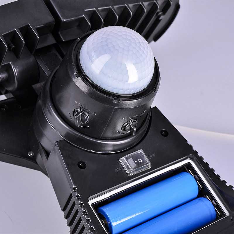 Pakabinamas šviestuvas Solight LED saulės šviestuvas su jutikliu, 8W, 600lm, Li-on, juodas