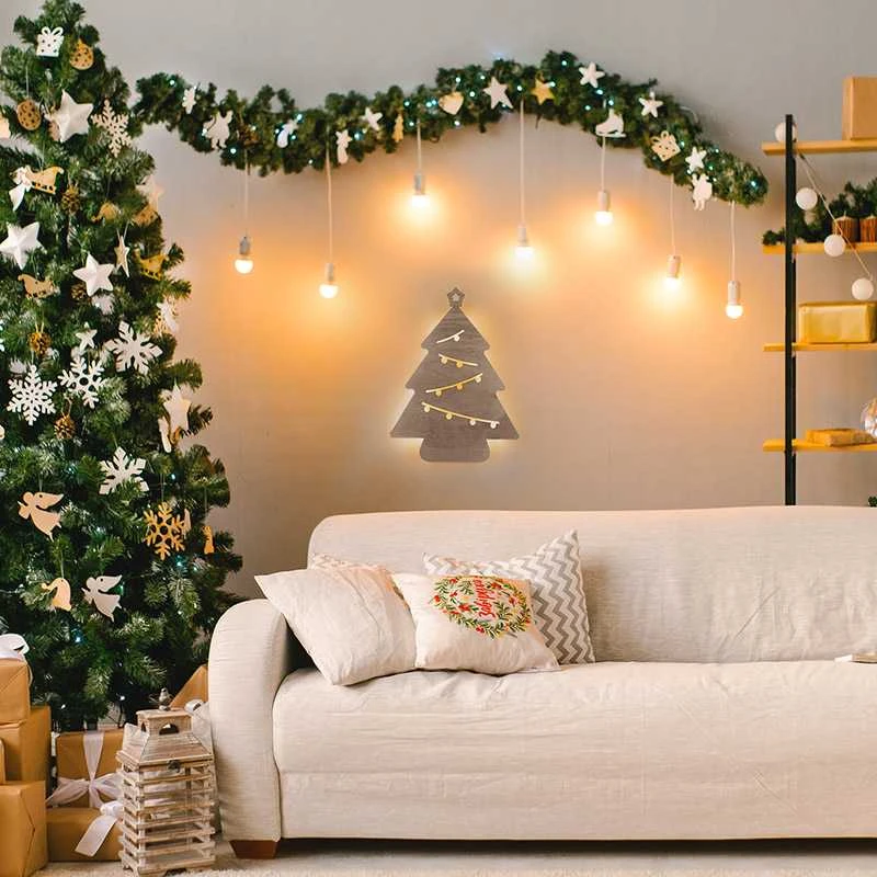 Solight LED sienų puošmena Kalėdų eglutė, 24x LED, 2x AA