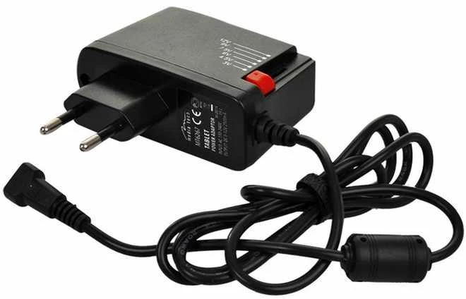Solight adapteris su įtampos reguliavimu