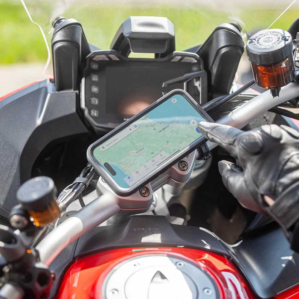 Dėklas SP CONNECT Išmanusis telefonas cover Phone Case Xtreme iPhone 15