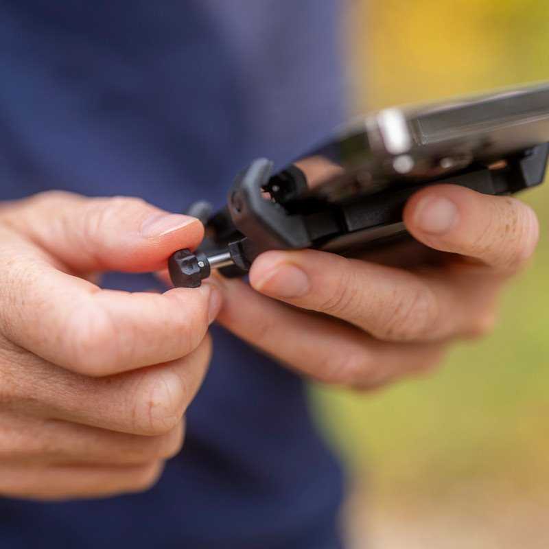 SP Connect Universal Phone Clamp SPC+ dviračio telefono laikiklis – skirtas SPC+ laikikliams – juodas