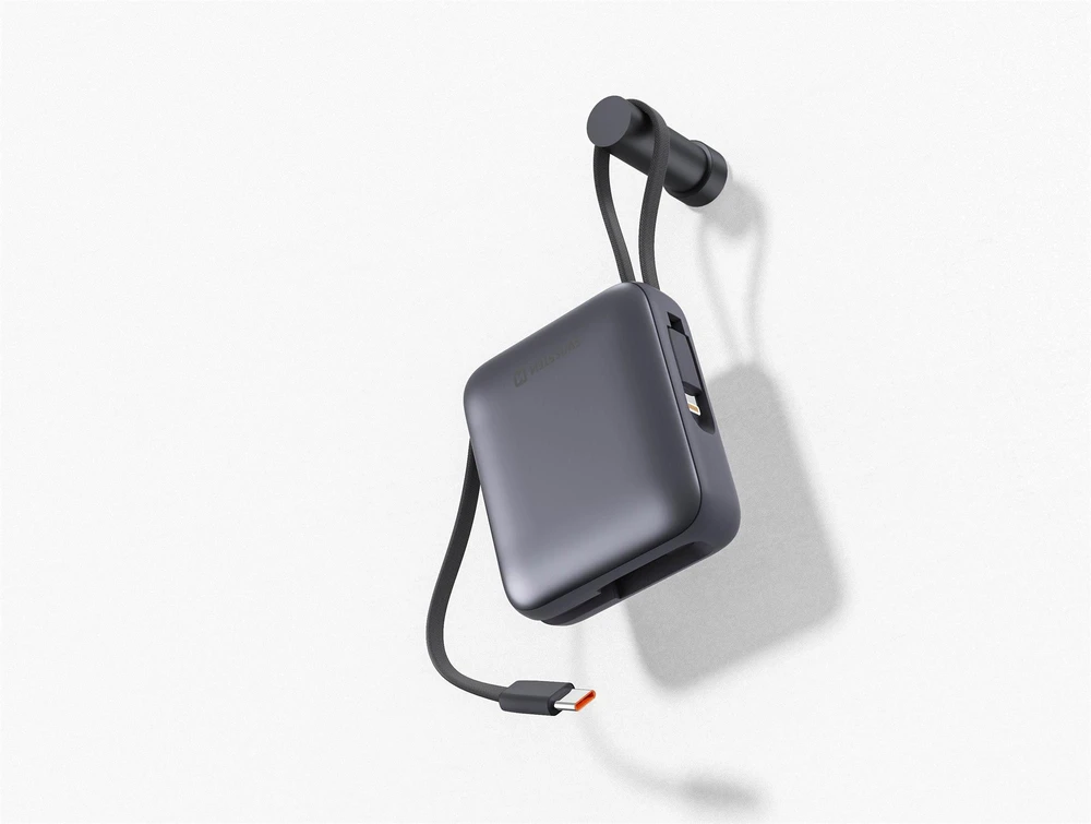 „Swissten“ išorinė baterija 10000 mAh su integruotais USB-C ir „Lightning“ laidais