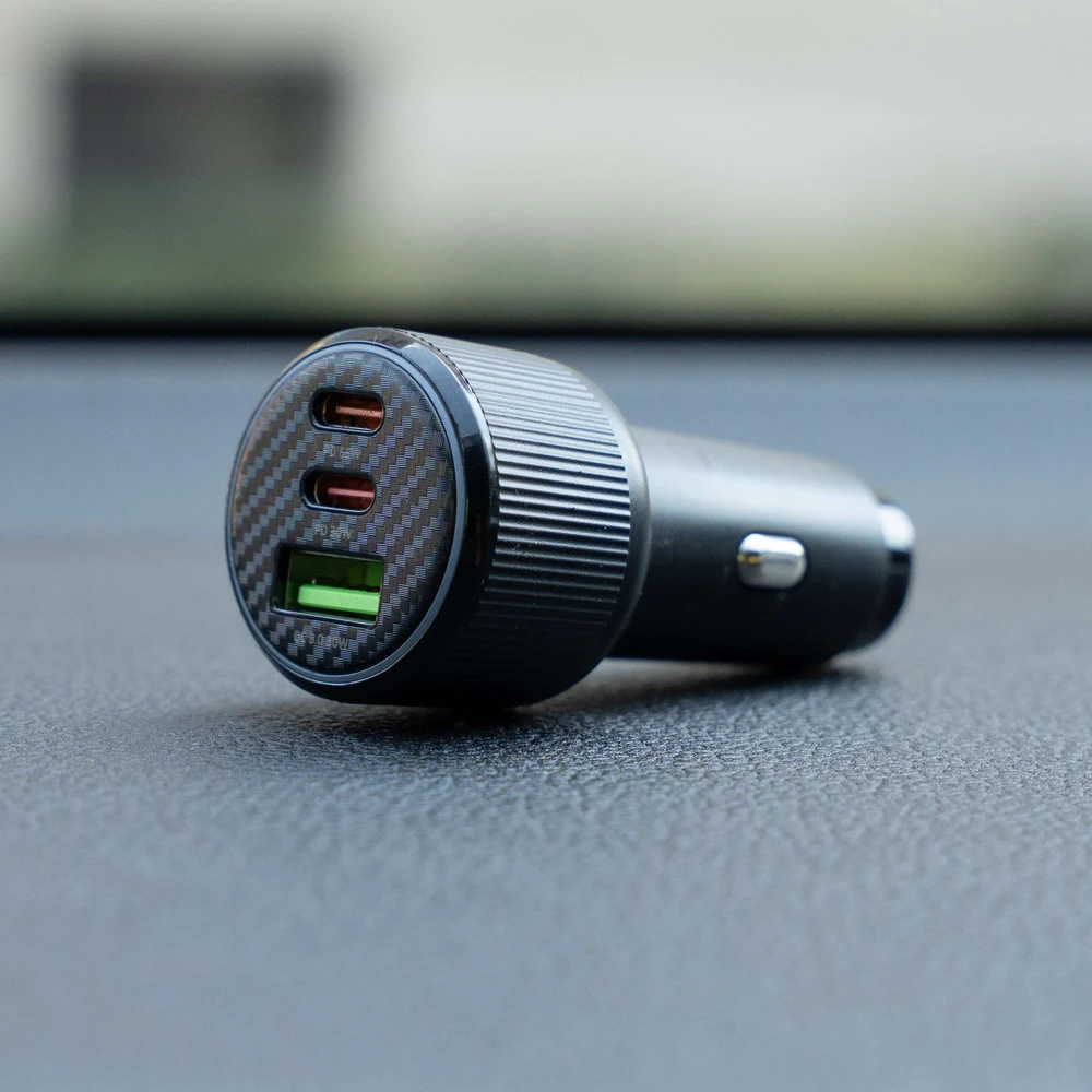 Įkroviklis Swissten PD 2x USB-C / USB automobilinis įkroviklis 95W su USB-C - USB-C laidas 1m
