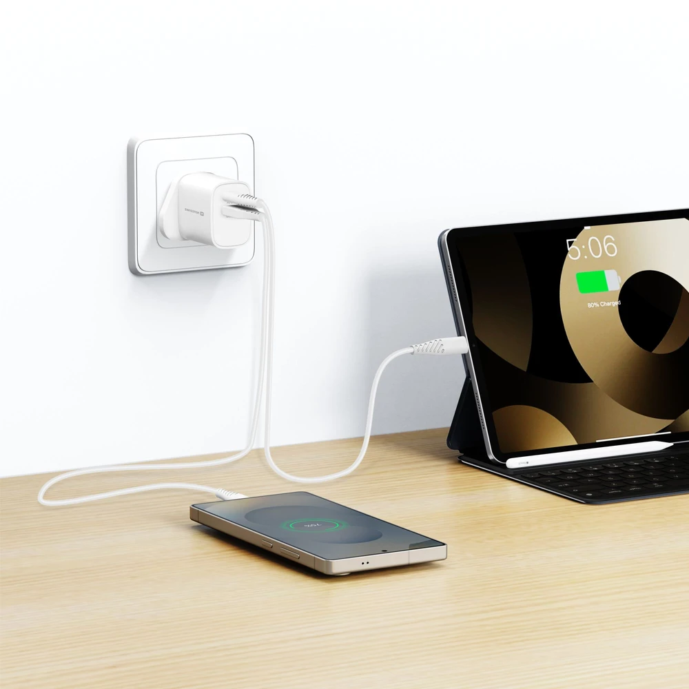Įkroviklis Swissten EDGE GaN do gniazd UK 1x USB-A 1x USB-C 35 W (22045102)