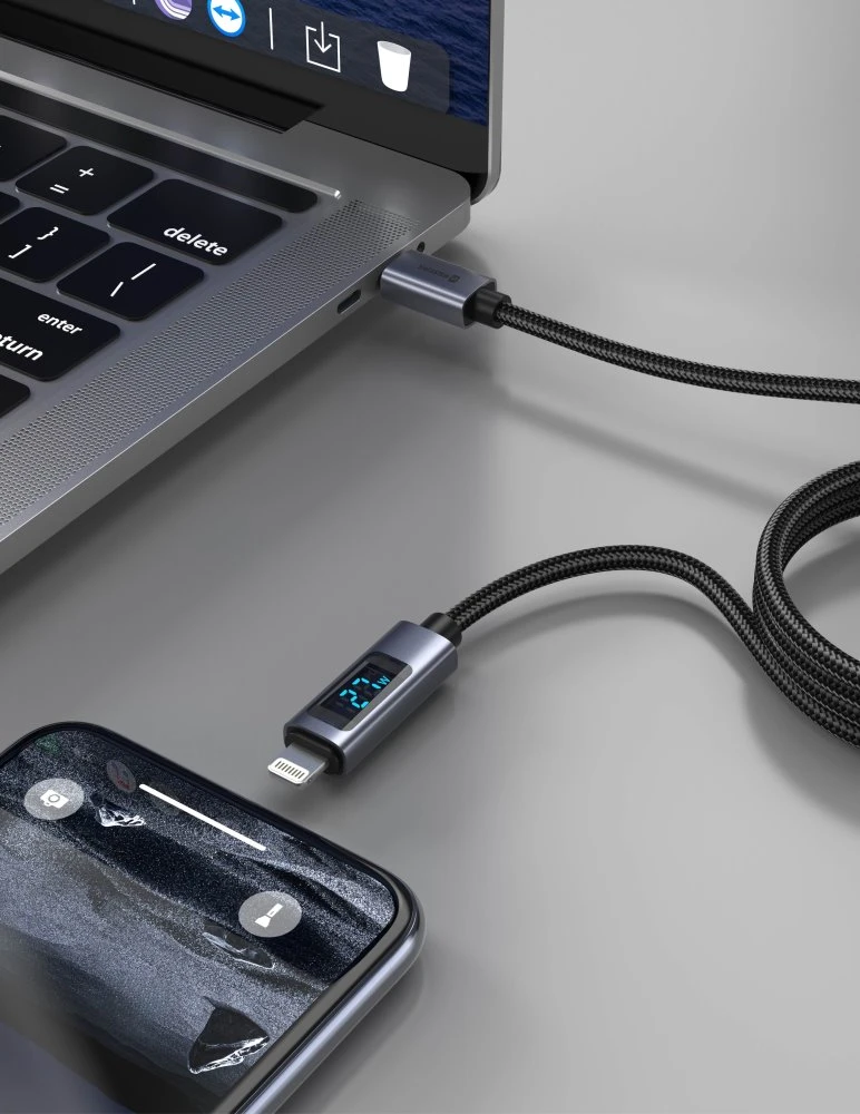 „Swissten LCD“ USB-C–Lightning laidas