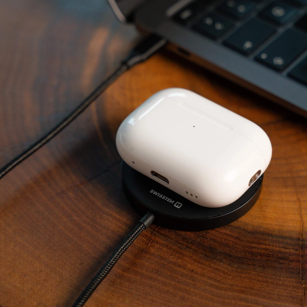 „Swissten MagPuck Qi2“ belaidis įkroviklis, 1,5 m (suderinamas su „MagSafe“)