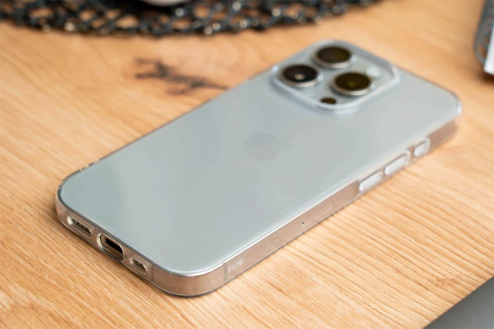 Swissten Clear Jelly Back Case 1,5 mm Silikoninis dėklas Apple iPhone 11 Pro Transparent