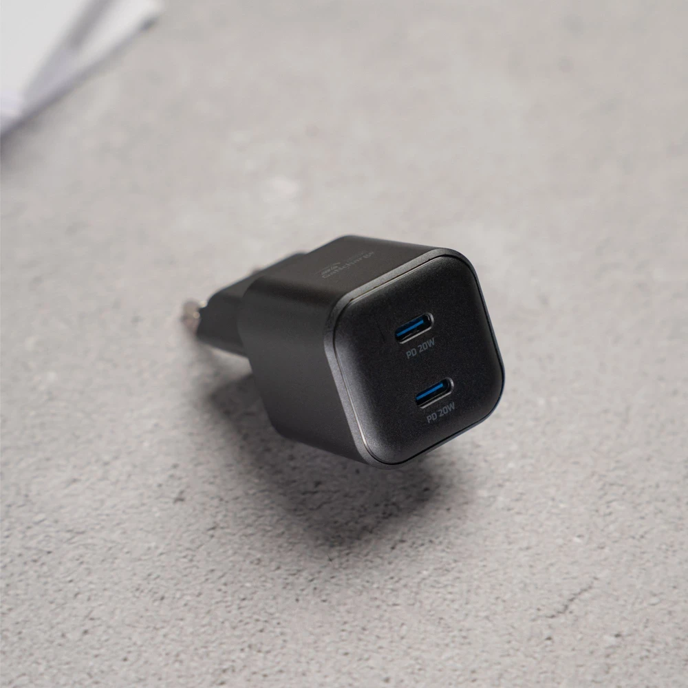 Swissten GaN PD 2x USB-C kelioninis įkroviklis 20W