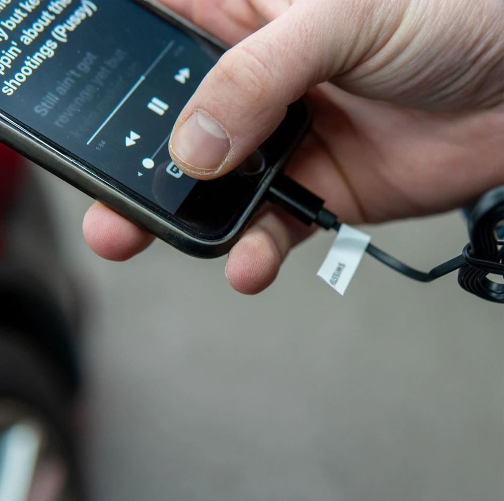 SWISSTEN Dokanałowe Ausinės su mikrofonu do iPhone YS500