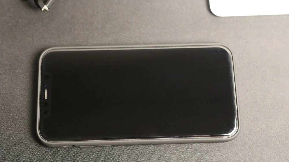 Swissten „Soft Joy“ silikoninis dėklas, skirtas „Samsung Galaxy S23 Plus“, juodas