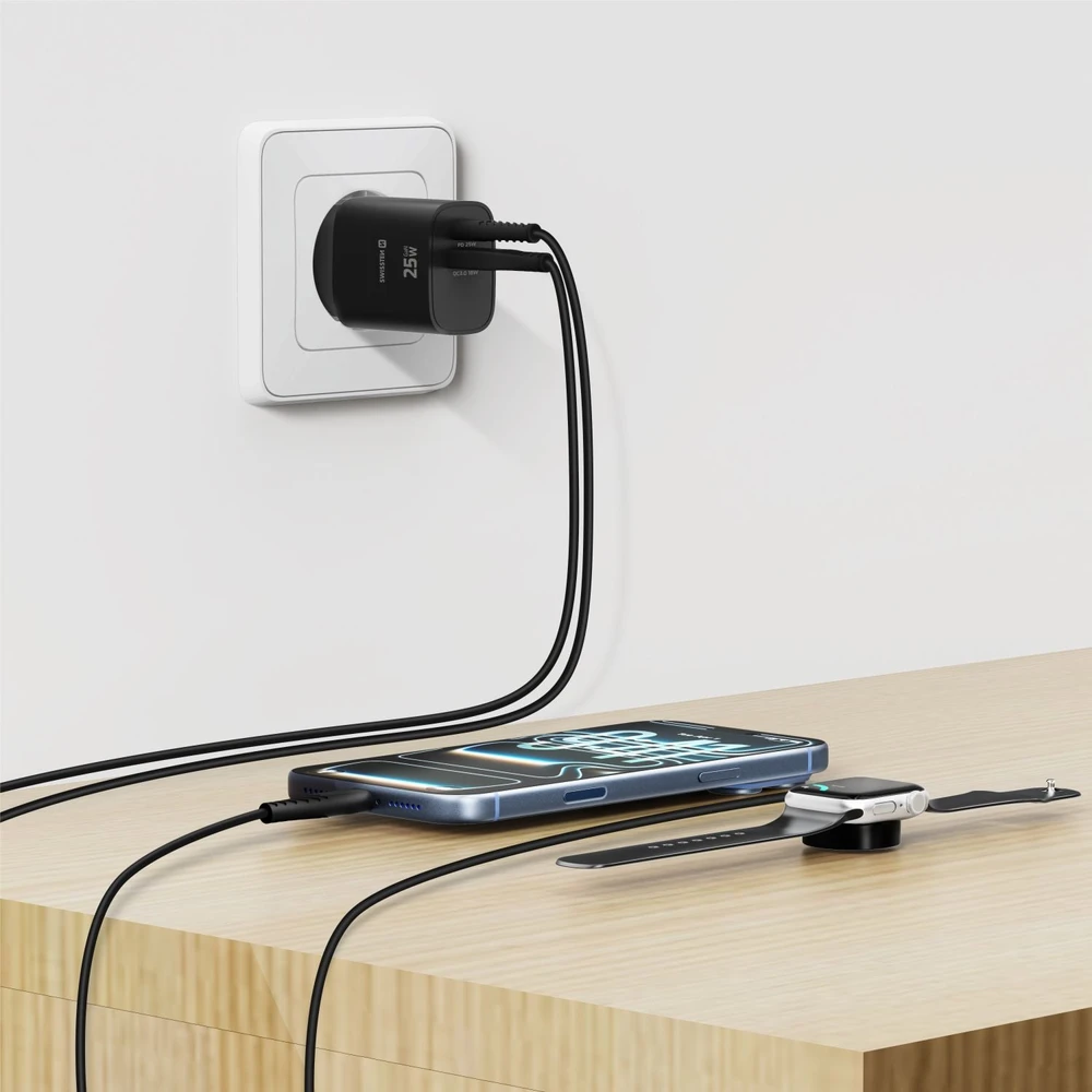 „Swissten“ kelioninis įkroviklis „Edge GaN USB-A 18W / USB-C 25W“, juodas