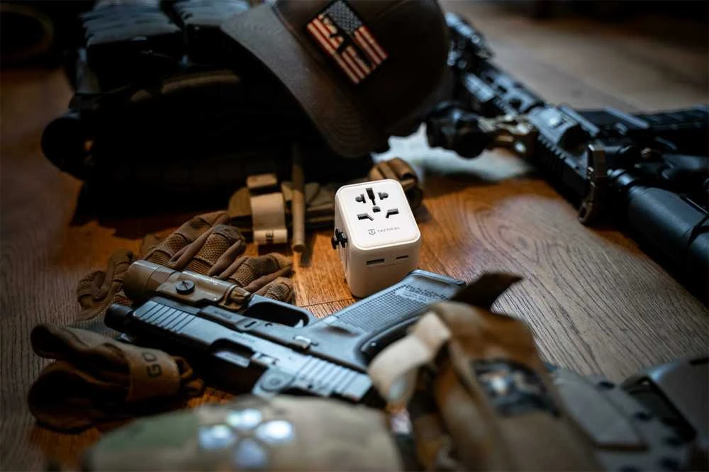 Tactical PTP Kelioninis įkroviklis baltos spalvos