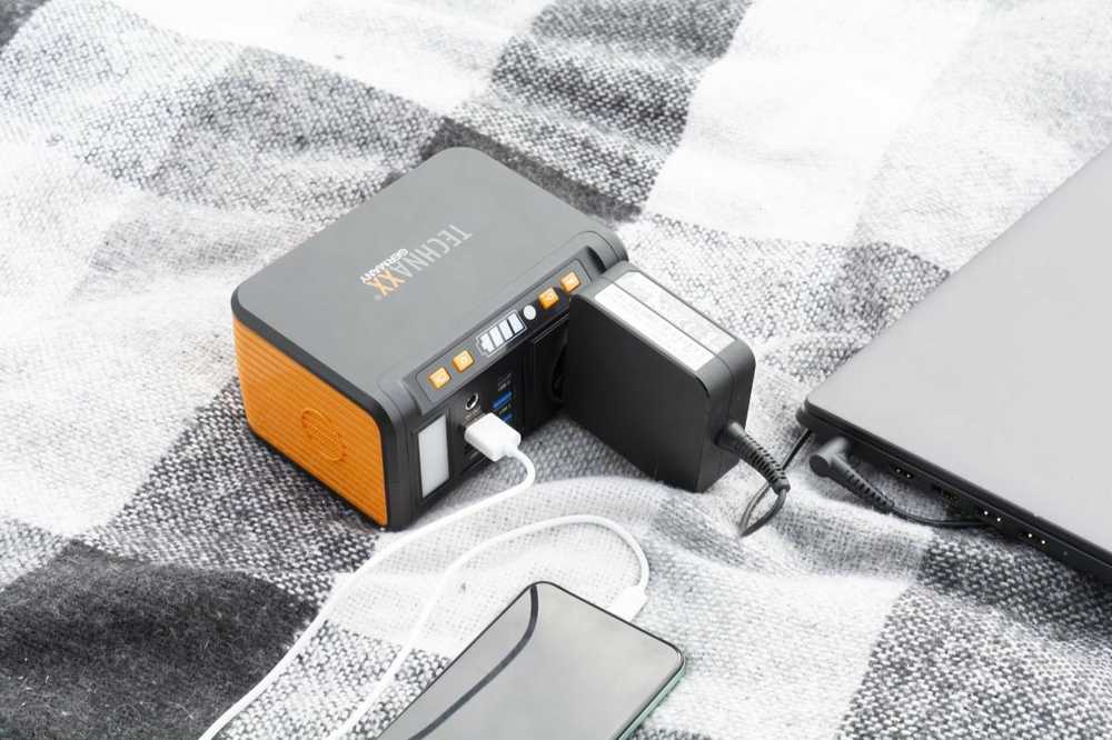 Technaxx įkrovimo stotelė 80W TX-205, juodas