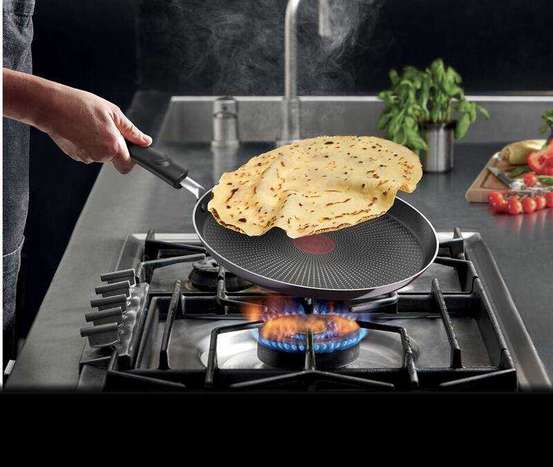 TEFAL D52210 Resist Intense Crepepfanne 25cm mit Spiegel-Effekt weinrot