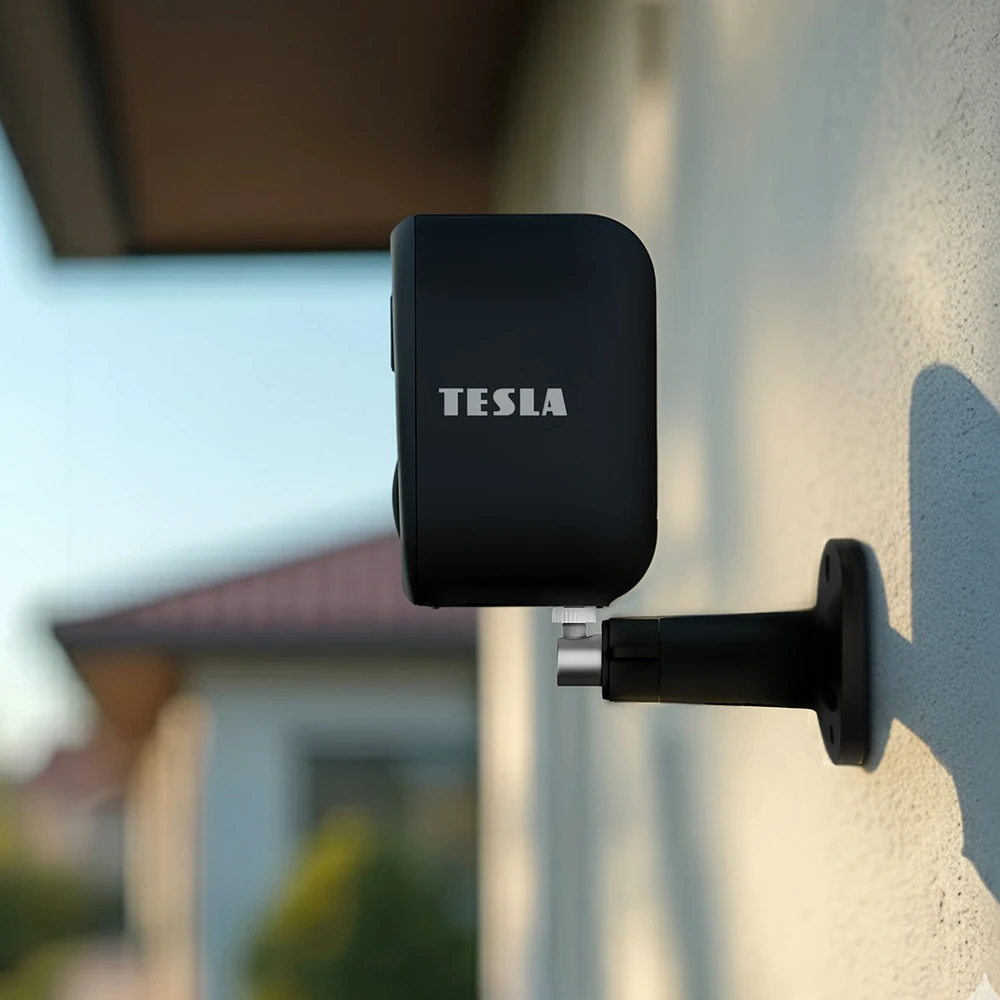 „Tesla TESLA SecureQ SC15“ lauko IP kamera su „Wi-Fi“ 3K ir saulės baterija