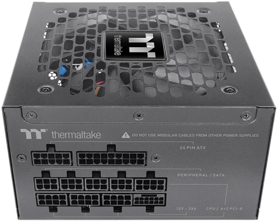 750 W „Thermaltake Toughpower GT“