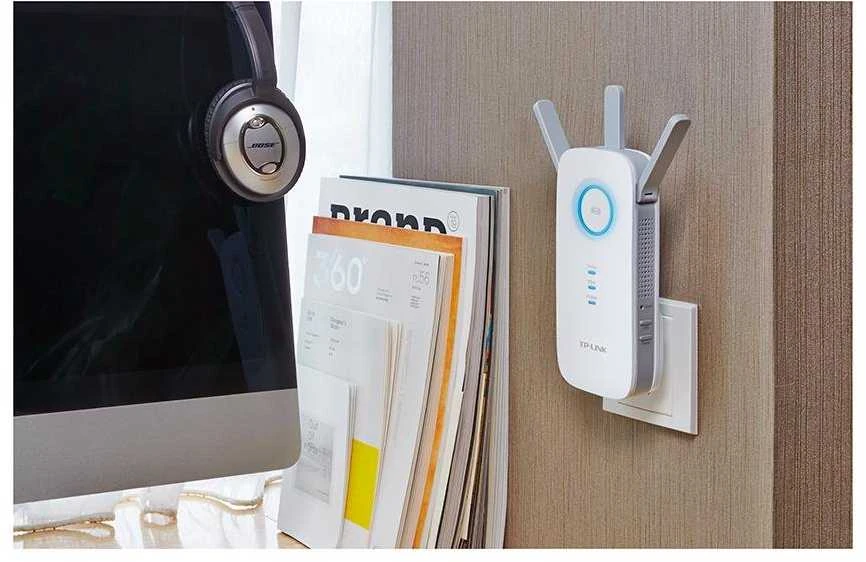 TP-LINK AC1750 dviejų juostų belaidis sieninis diapazono plėstuvas Qualcomm 1300Mbps esant 5GHz + 450Mbps esant 2,4Ghz 802.11ac/a/b/g/n