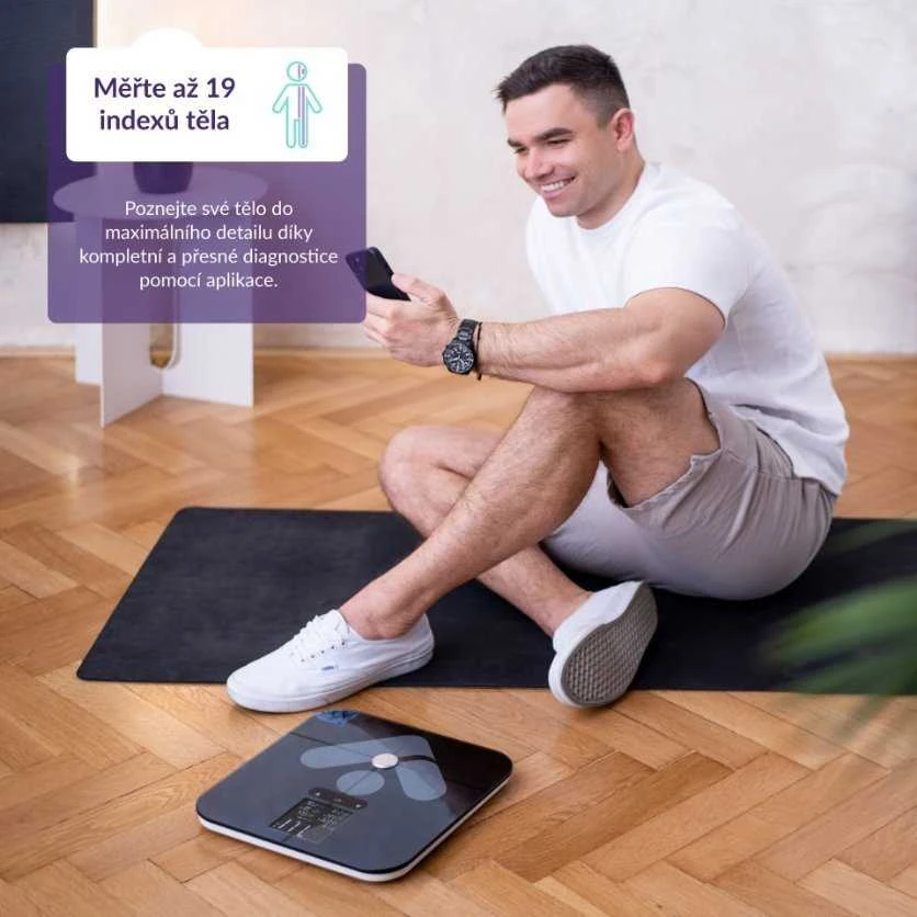 Svarstyklės TrueLife išmanioji technologija W7 BT juodos spalvos