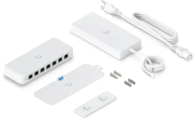 Šakotuvas UBIQUITI UniFi Switch Ultra 210 W / 8 privatumas / 2 jungikliai / 1 PoE++ lizdas / 7 PoE / PoE+ jungiklis / USW-Ultra-210 W