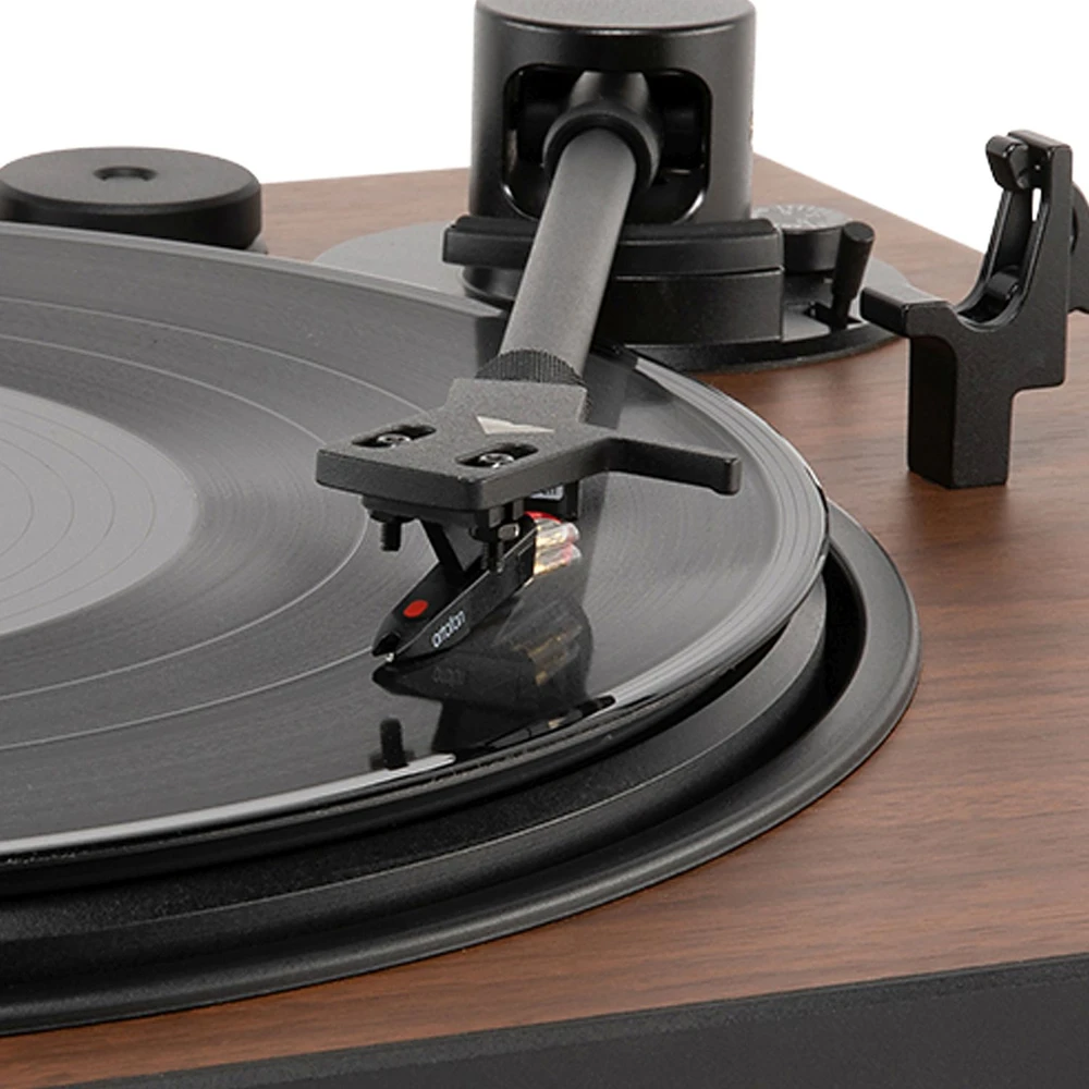„Victrola VPT-1520-WLN-INT“ bangų patefonas, rudas