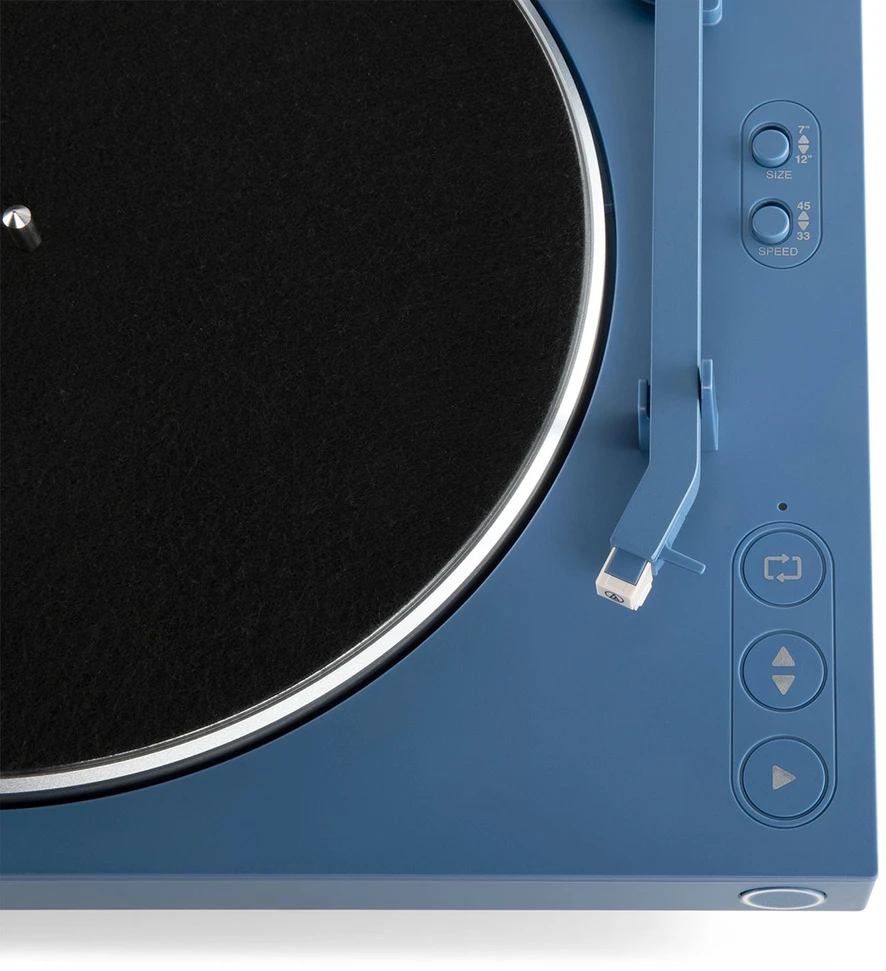 „Victrola VPT-800-BLU-INT“ automatinis patefonas, mėlynas