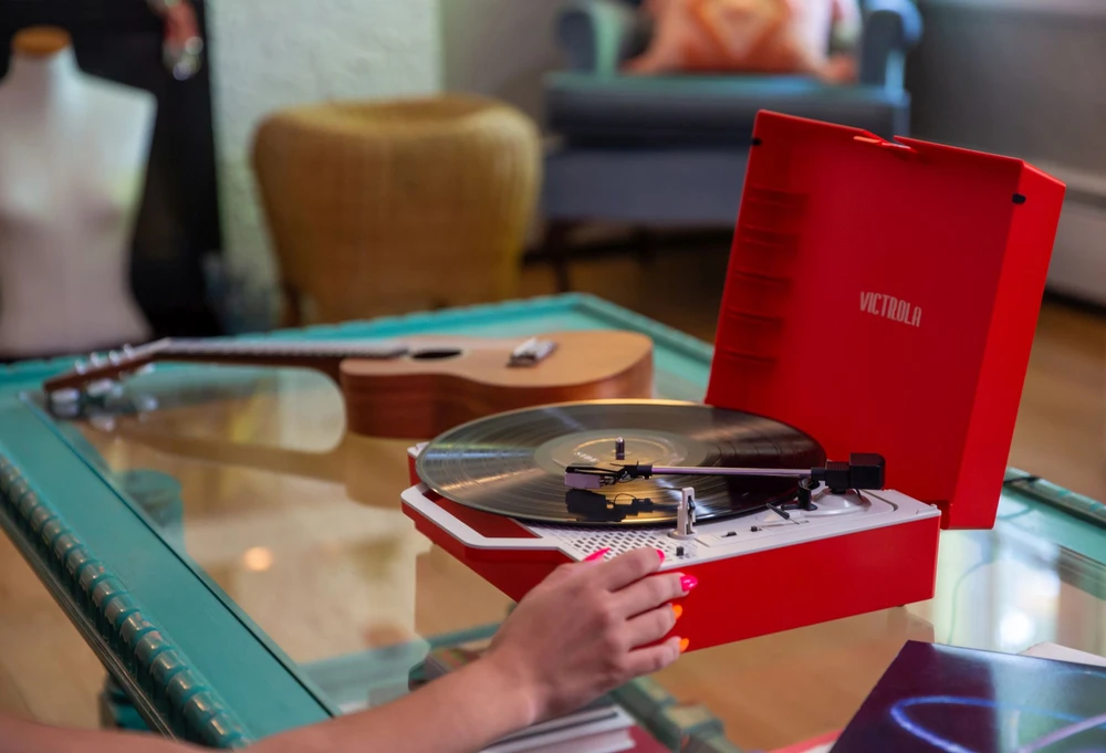 Patefonas Victrola Re-Spin VSC-725SB, Raudonos spalvos