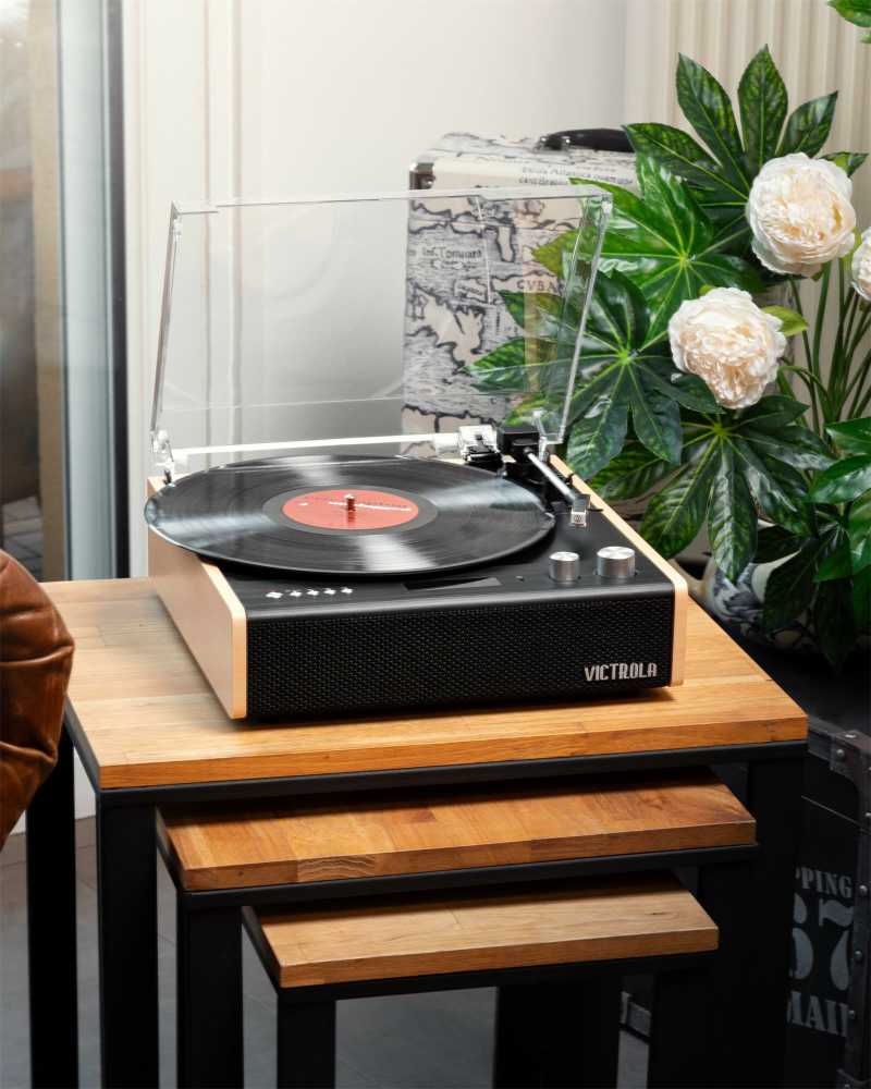 Patefonas Victrola Eastwood VTA-72