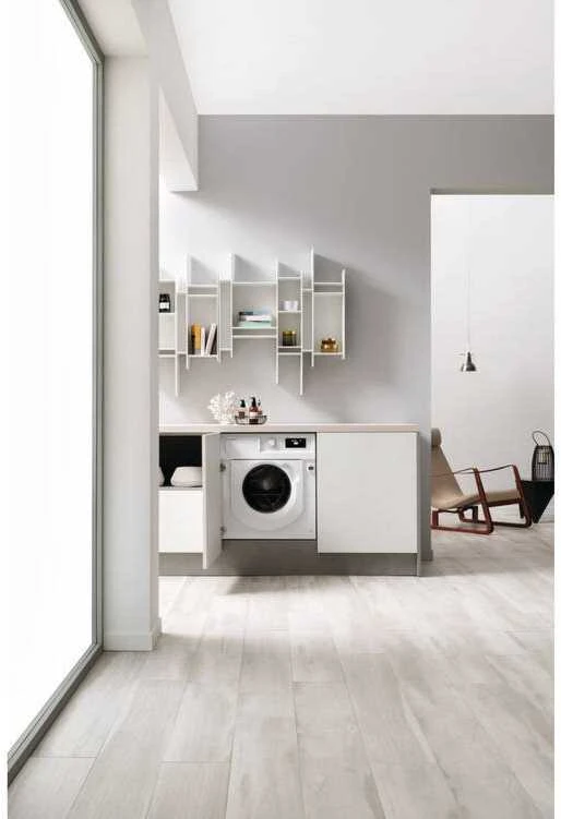 Įmontuojama skalbimo mašina Whirlpool BI WMWG 71483E EU N