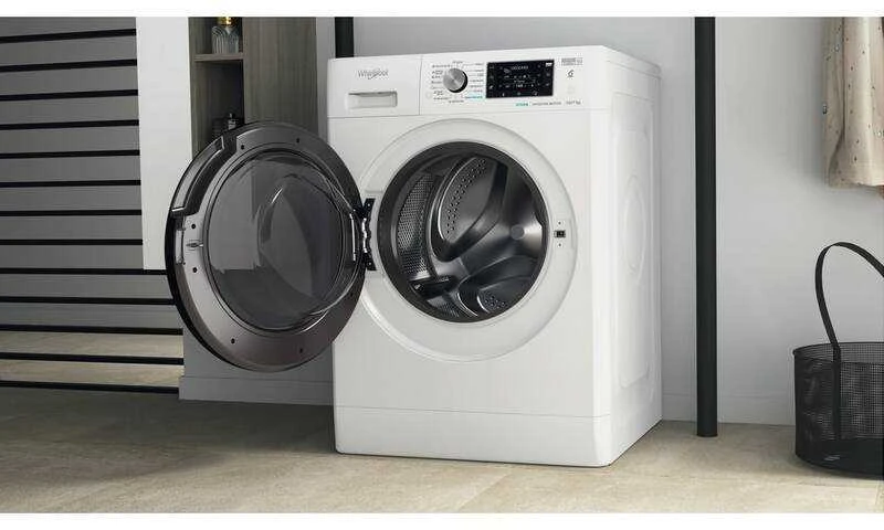 Skalbimo mašina Whirlpool laisvai pastatoma skalbyklė-džiovyklė WHIRLPOOL FFWDD 1076258 BV EU